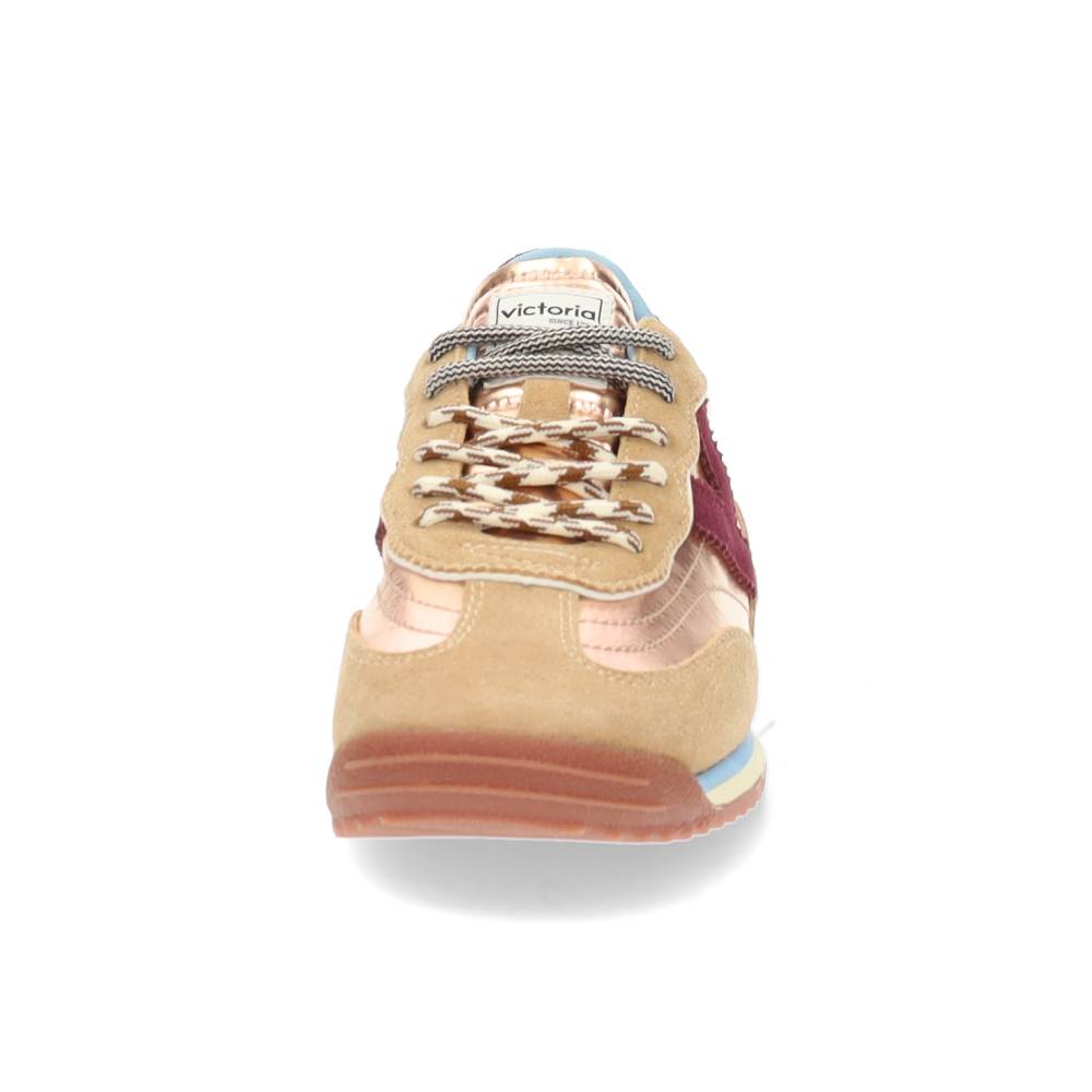cognac sneaker