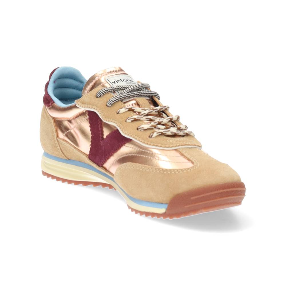 cognac sneaker