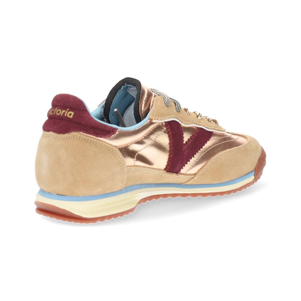 cognac sneaker