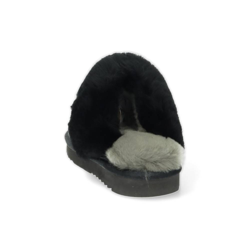 zwarte pantoffel