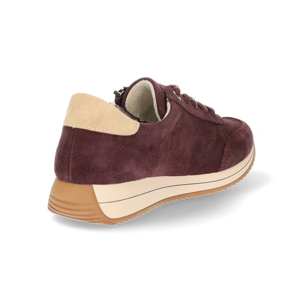 bordeaux sneaker