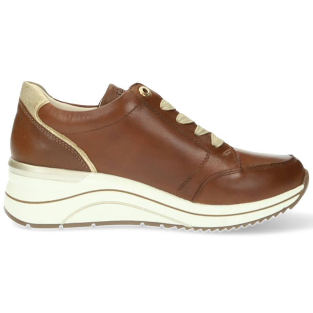 cognac sneaker