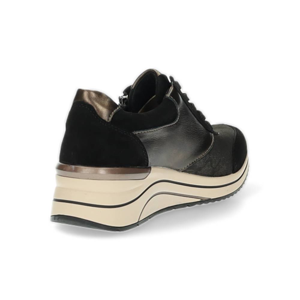 zwarte sneaker