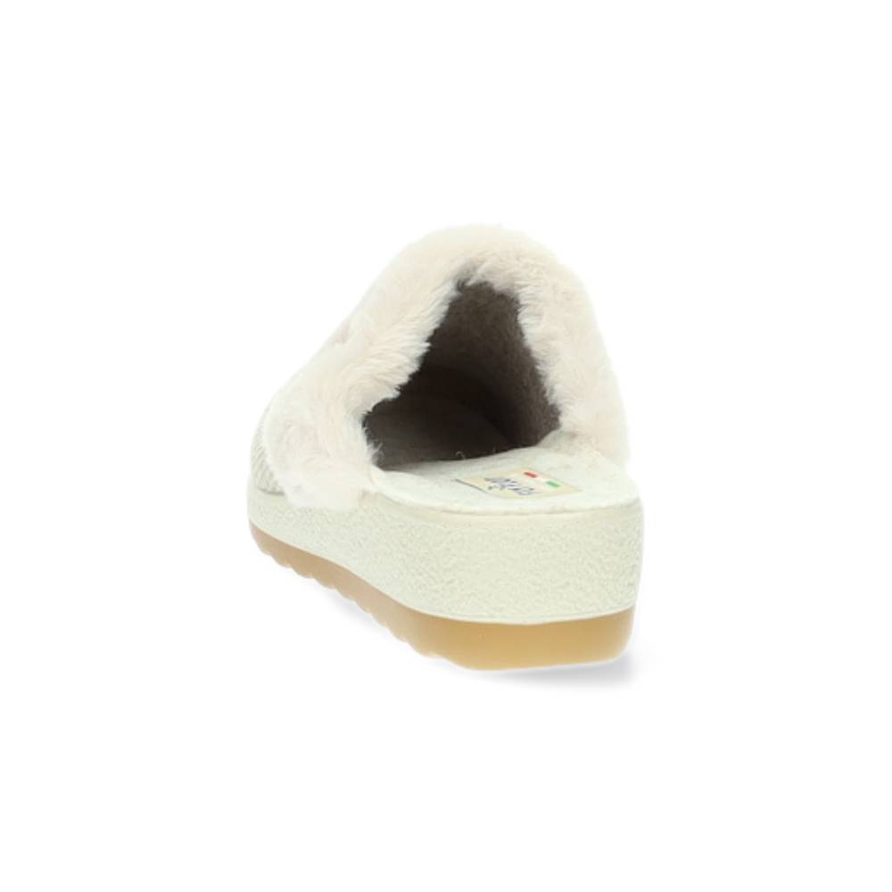 beige pantoffel