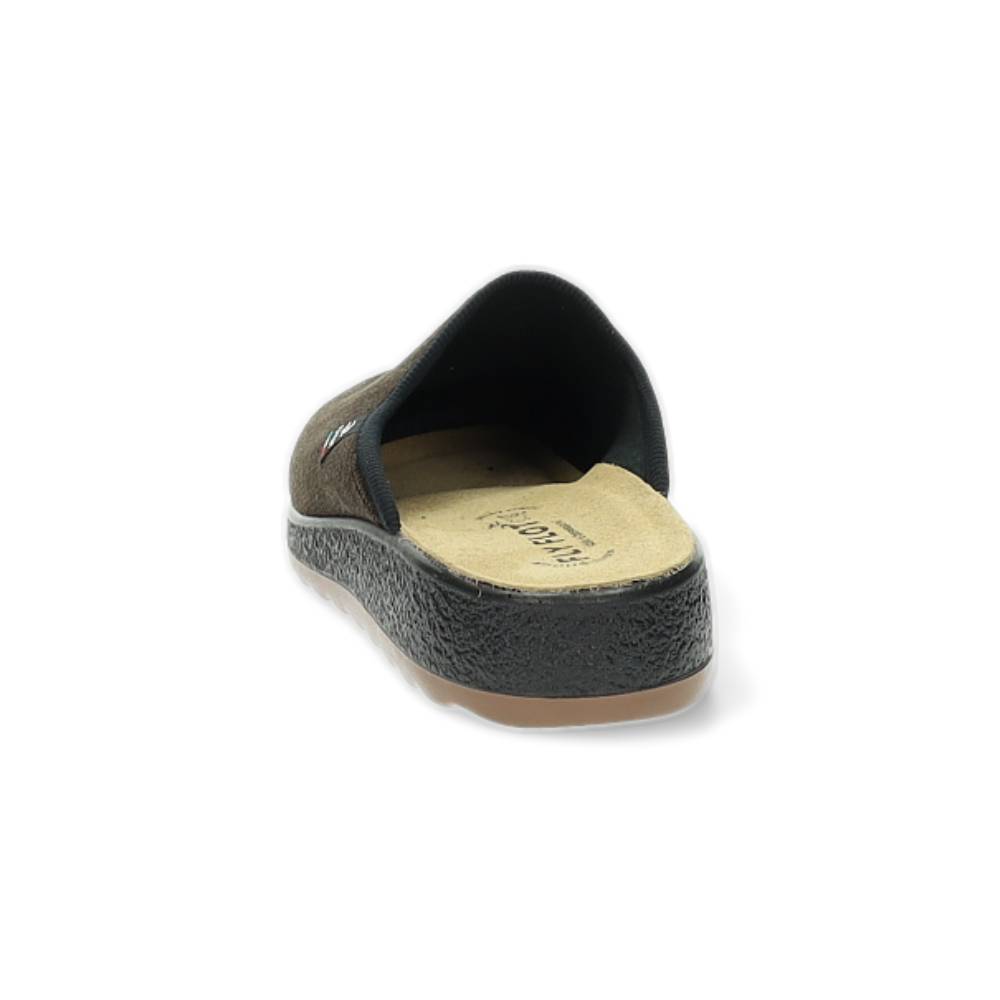 bruine pantoffel