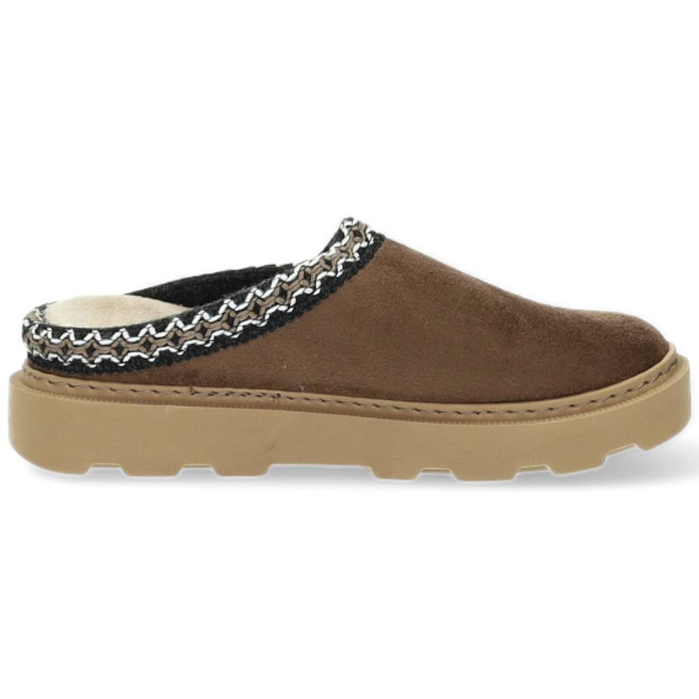 bruine pantoffel