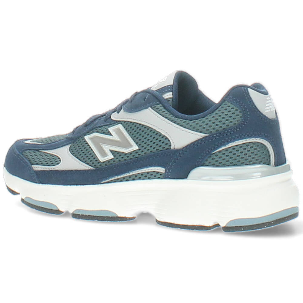 blauwe sneaker