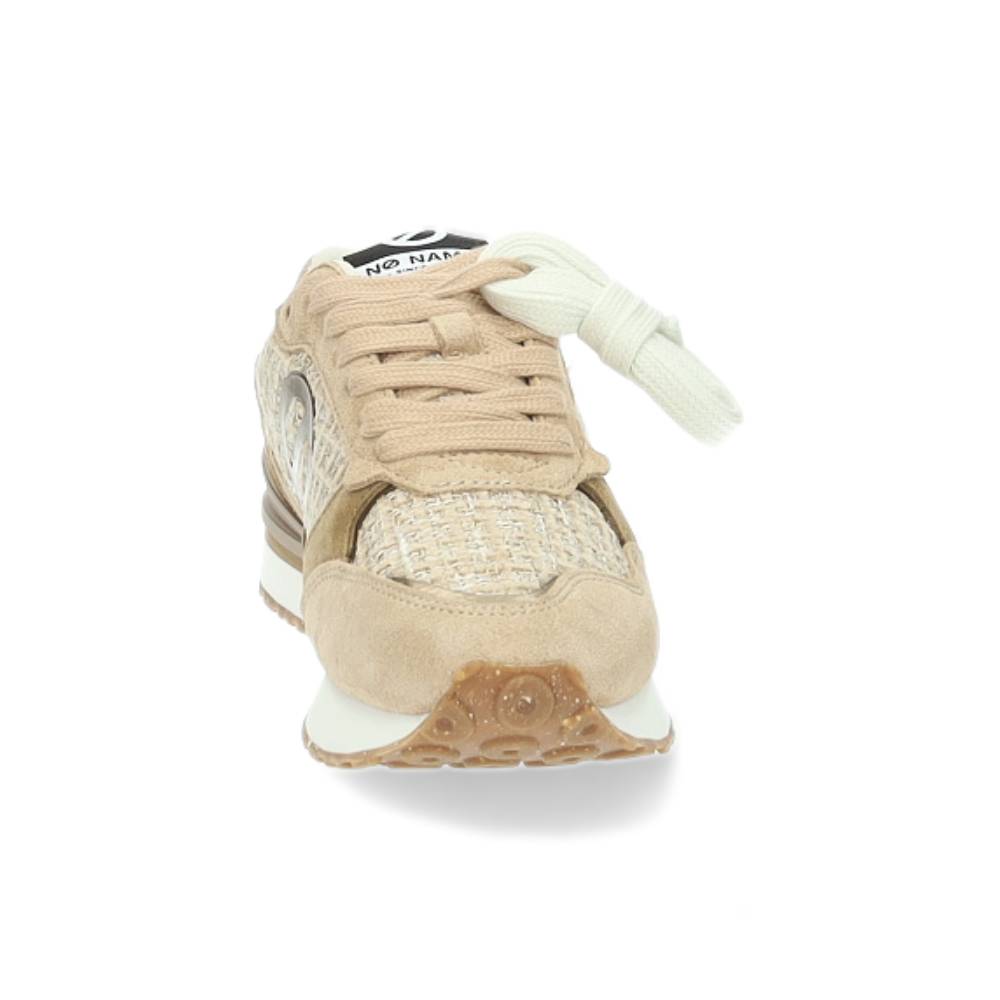 beige sneaker
