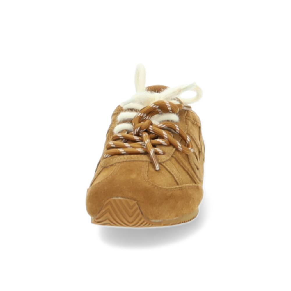 cognac sneaker