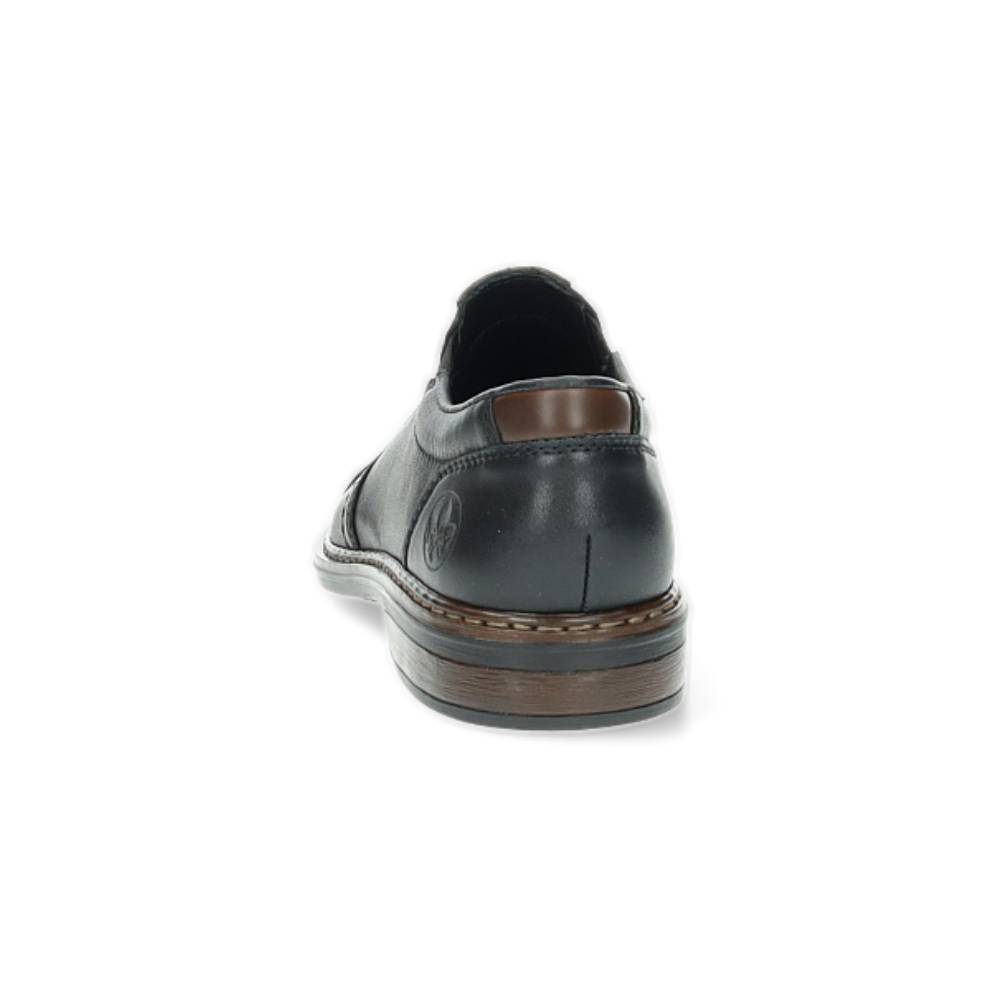 zwarte geklede mocassin