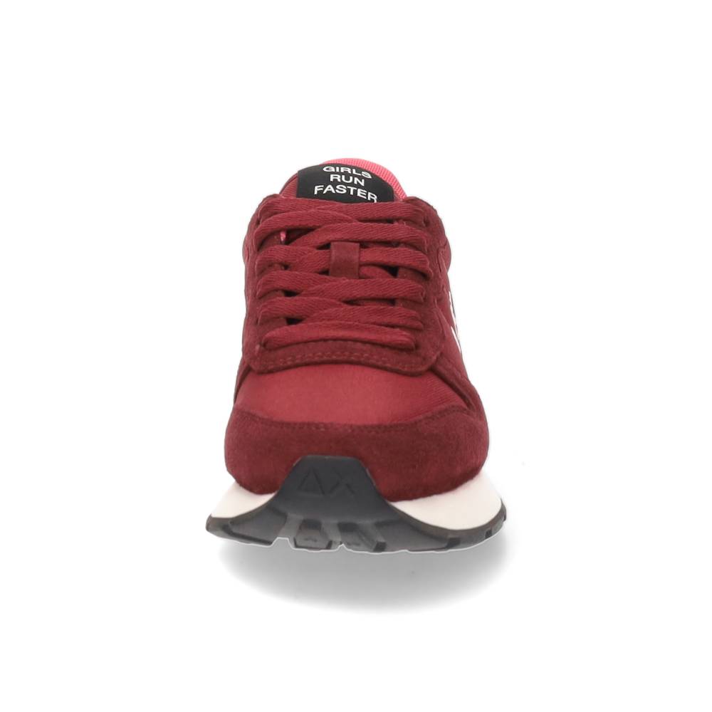 bordeaux sneaker
