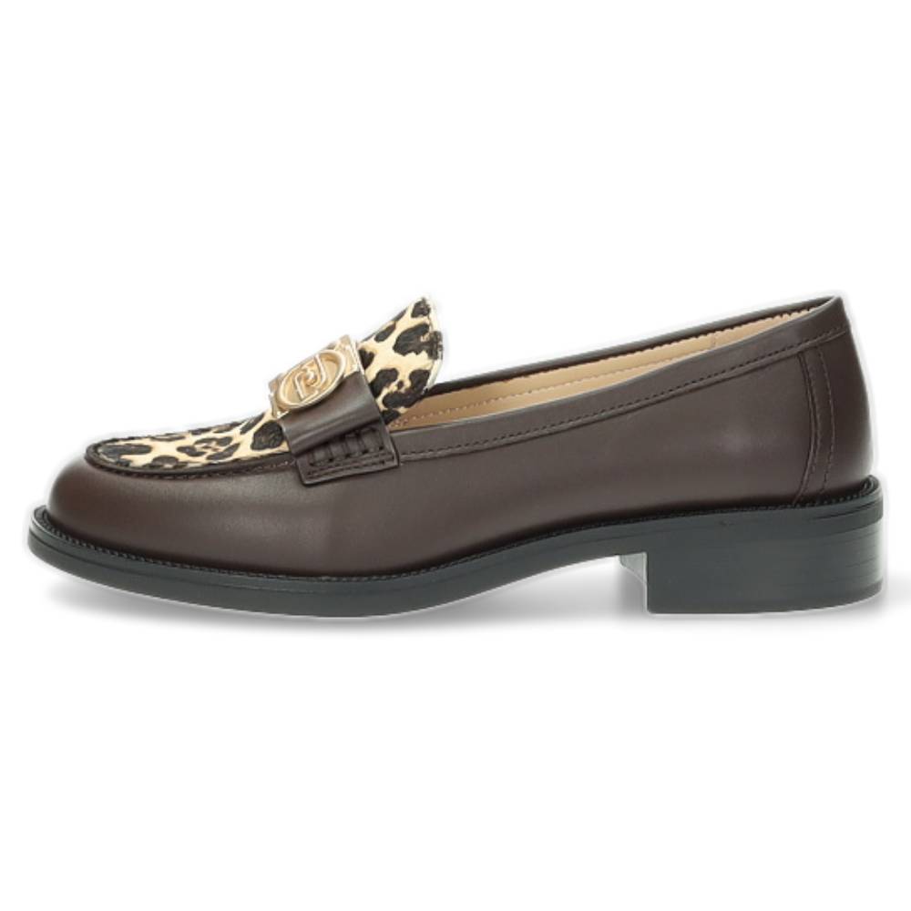 bruine mocassin