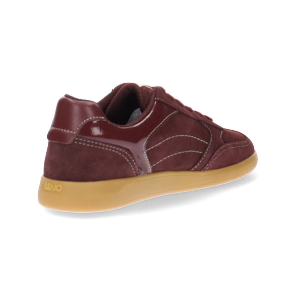 bordeaux sneaker