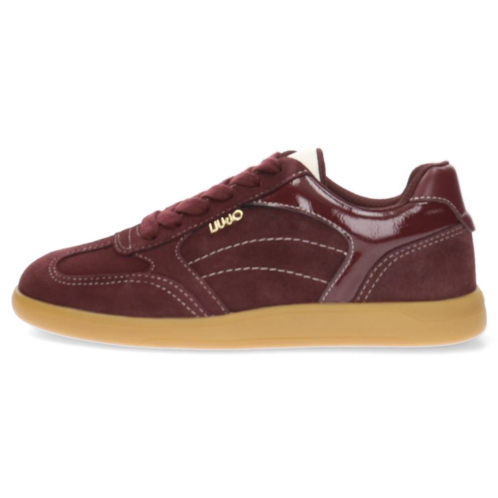 bordeaux sneaker