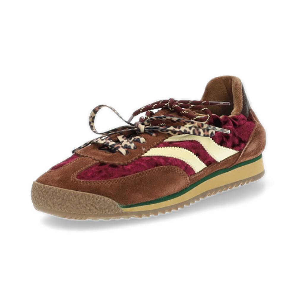 bordeaux sneaker