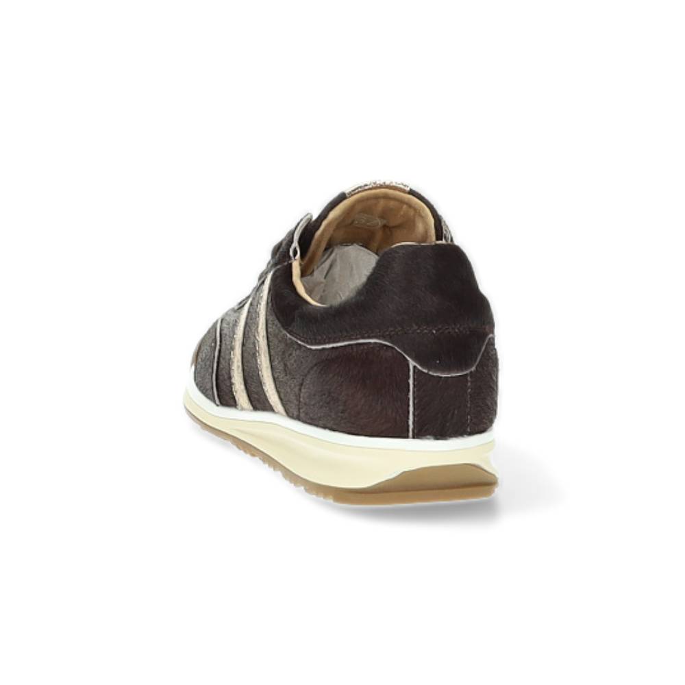bruine sneaker