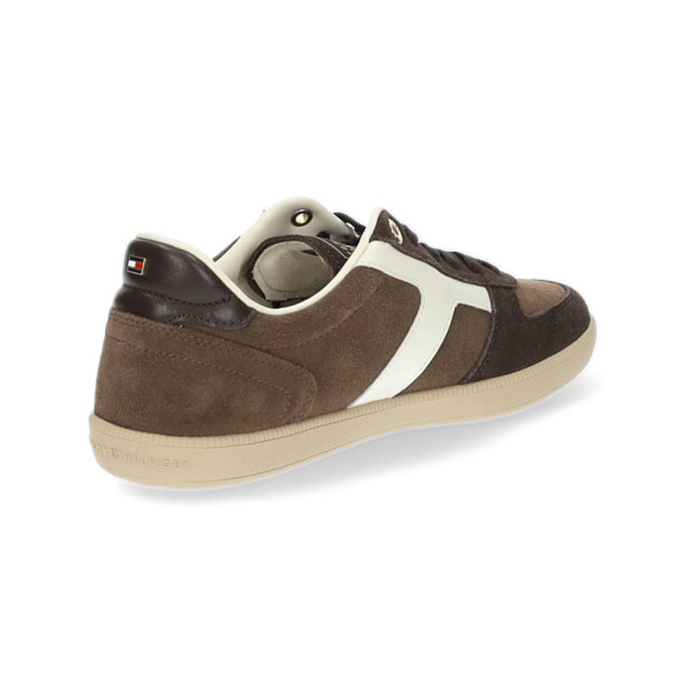donkerbruine sneaker