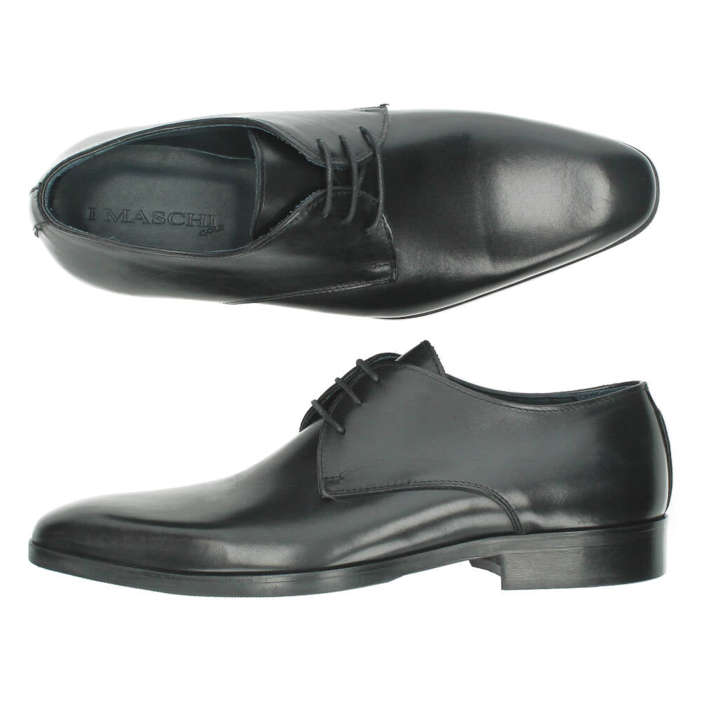 Zwarte veterschoenen