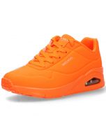 Oranje sneakers Uno Night Shades van Skechers | BENT.be
