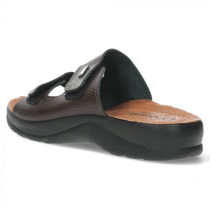 Bruine slippers van Dream | BENT.be